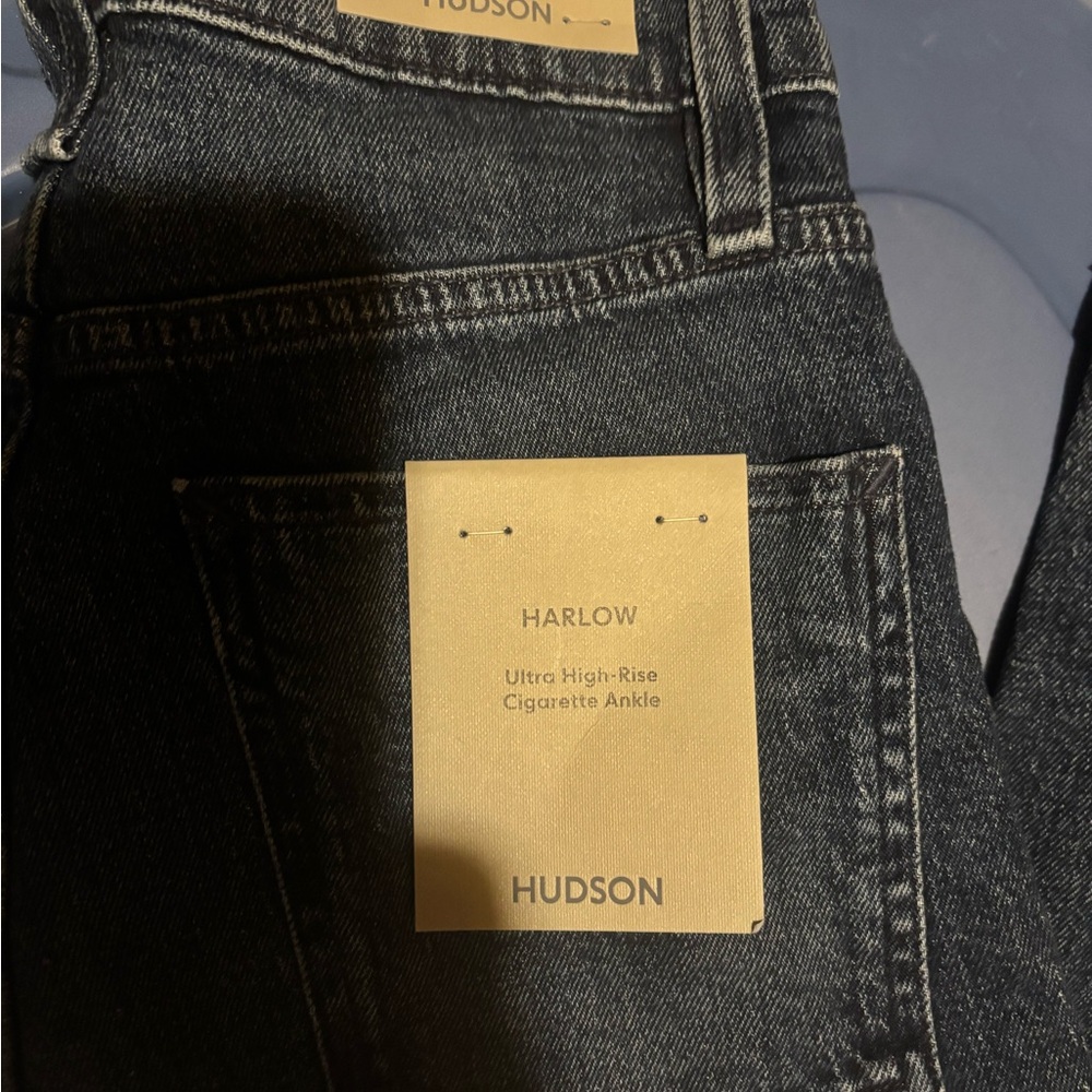 Hudson ultra high rise cigarette ankle Jeans women’s size 29